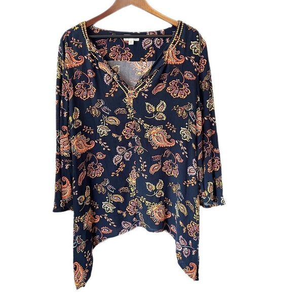 Magnolia Grace Embroidered Floral Paisley Print Top - Picture 6 of 6